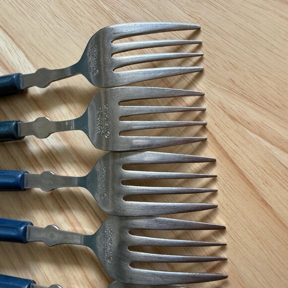 9 Oxford Hall Vintage Salad Fork Blue Handles Stainless Steel 7-1/4" MCM Retro - Picture 11 of 13